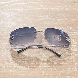 CHANEL | Accessories | Rare Chanel Rimless Sunglasses 47 D  display picture 3